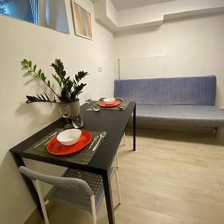 Chopin Self Check-in ワルシャワ