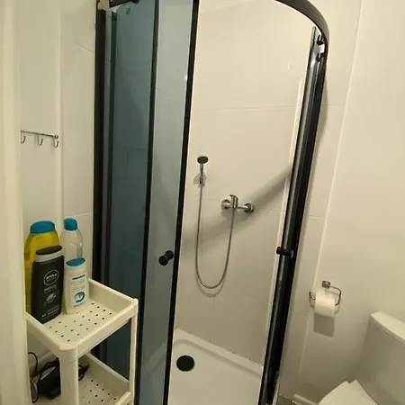 Chopin Self Check-in アパート ワルシャワ