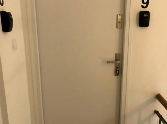 Chopin Self Check-in 바르샤바