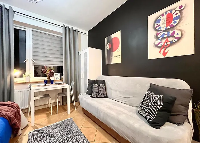 Chopin Self Check-in Varşova