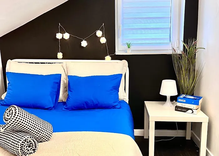 Daire Chopin Self Check-in Varşova