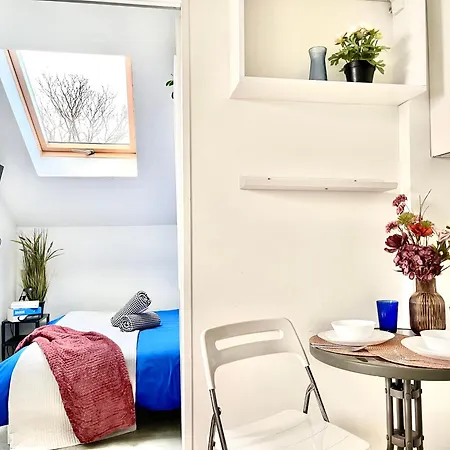 Chopin Self Check-in Apartment *
